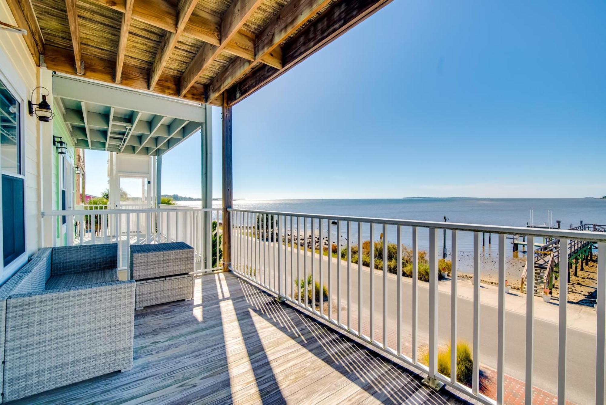 Oceanfront Oasis In Cedar Key With 2 Balconies! Villa Екстериор снимка